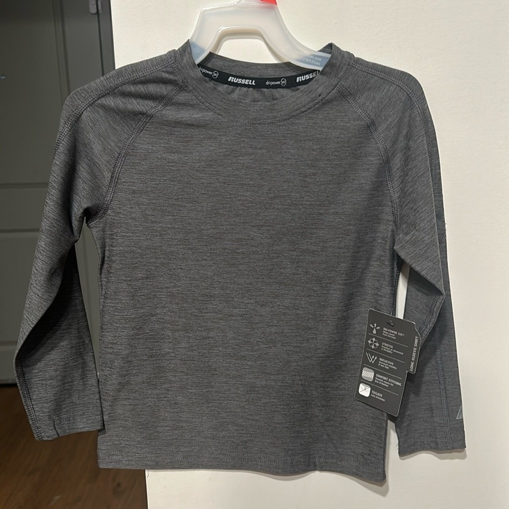 NWT BOYS RUSSELL LONG SLEEVE